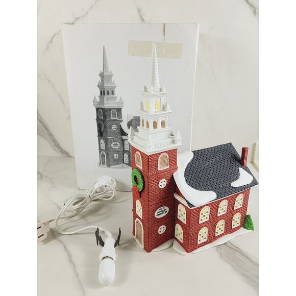 Department 56 Old North Church New England Village 1988 w/ Box Lighted House - Picture 2 of 16